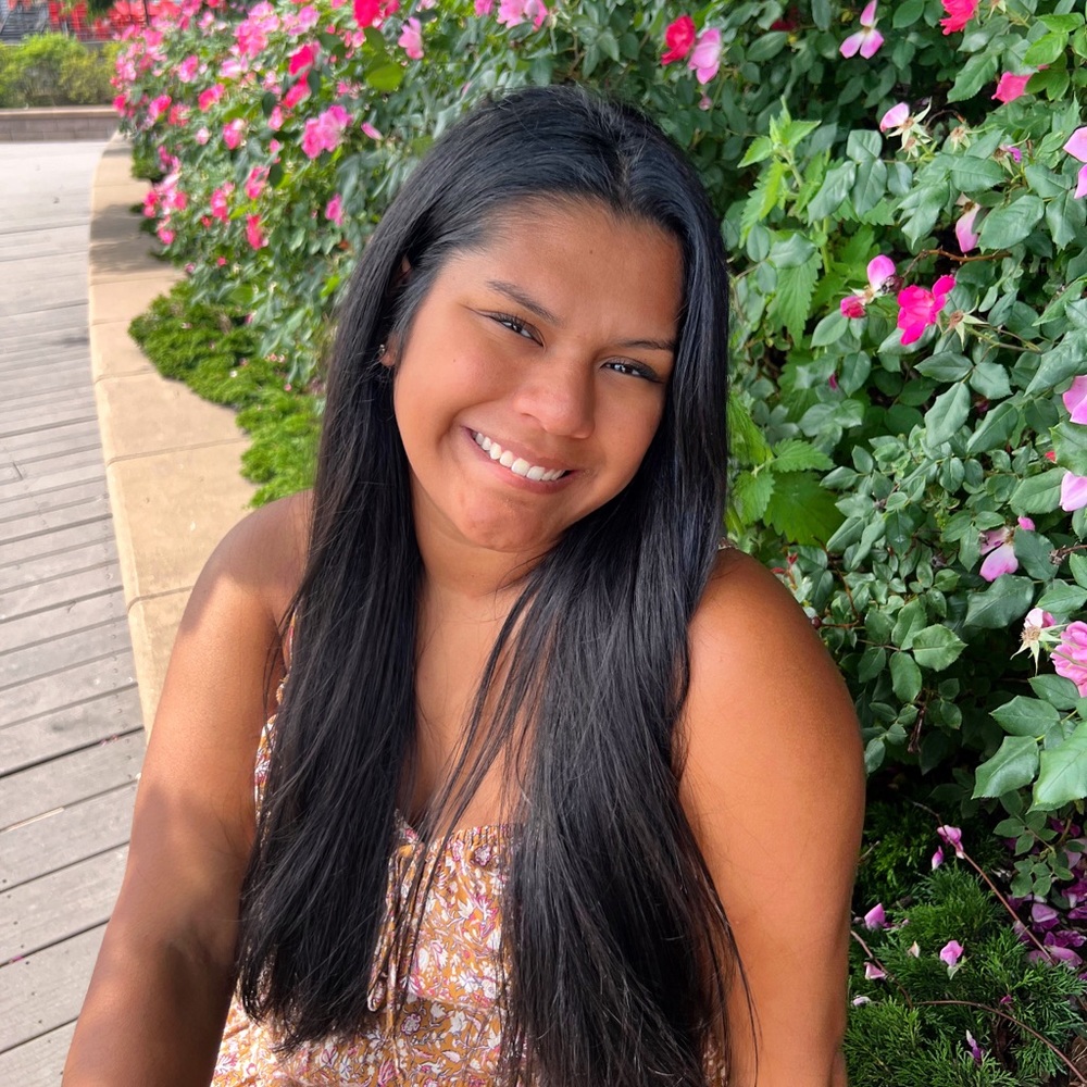 Meet your Posher, Olivia